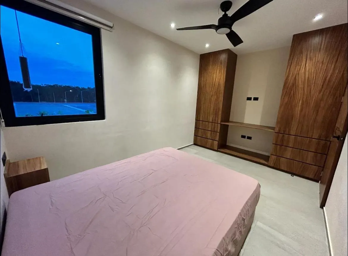 Contacts de Depto#2 Lujoso Departamento En Tulum 1 Rec